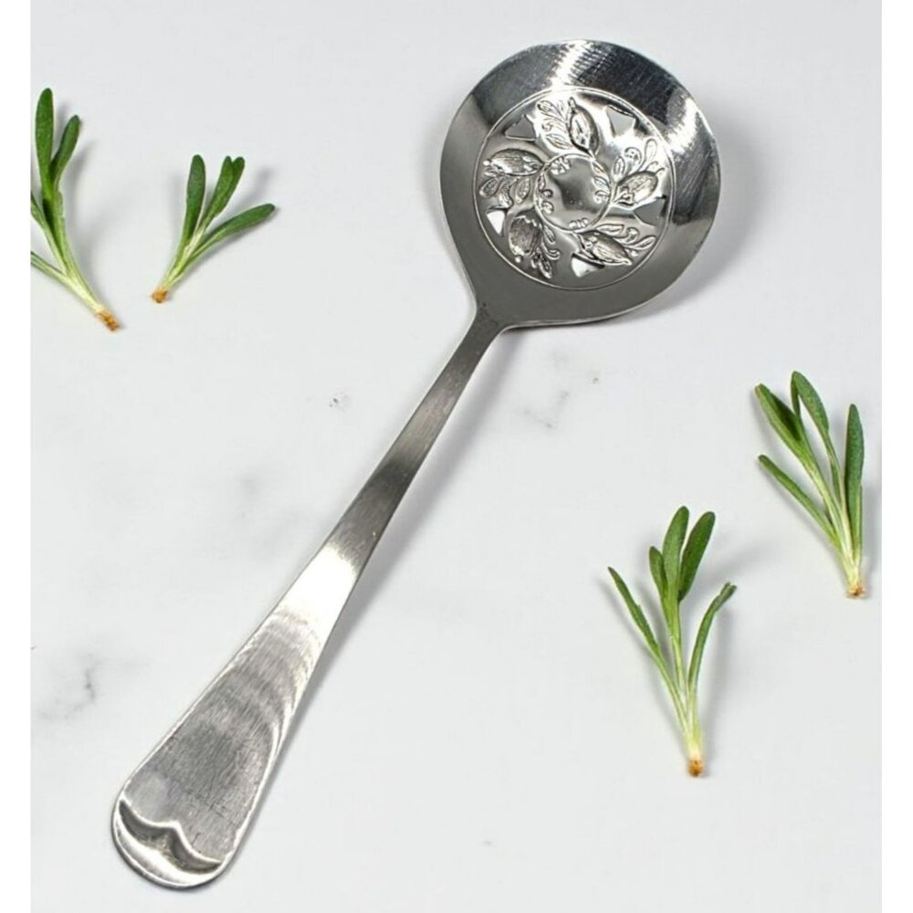 VTG Sheffield Serving Spoon Acorn Leaf Slotted Tomato Berry England Stainless
